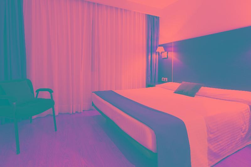Plazaola Hotel